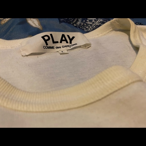 CDG Red Heart T Shirt - Picture 2 of 2